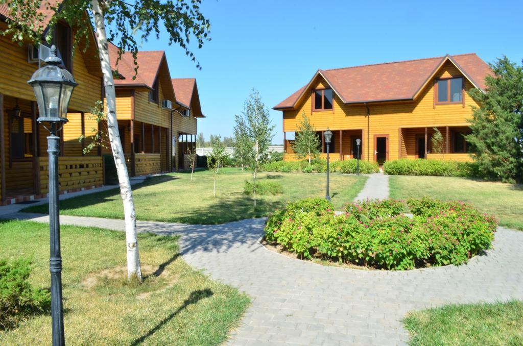 Panska Hata Hotel Nyzhnya Khortytsya Exterior photo