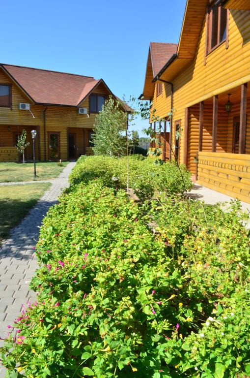 Panska Hata Hotel Nyzhnya Khortytsya Exterior photo