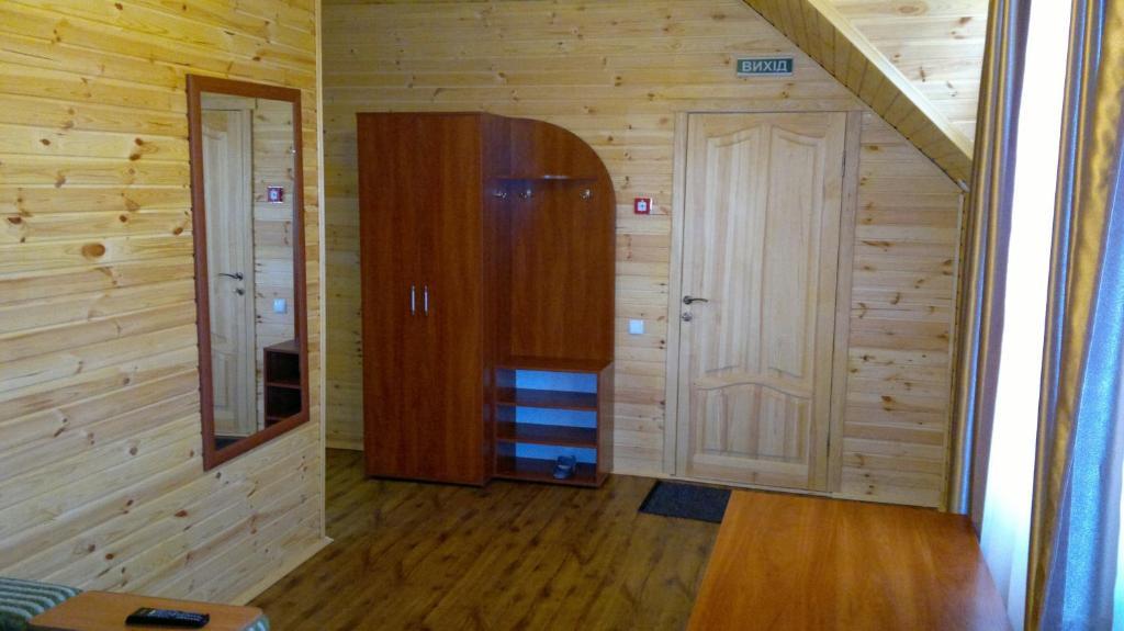 Panska Hata Hotel Nyzhnya Khortytsya Room photo