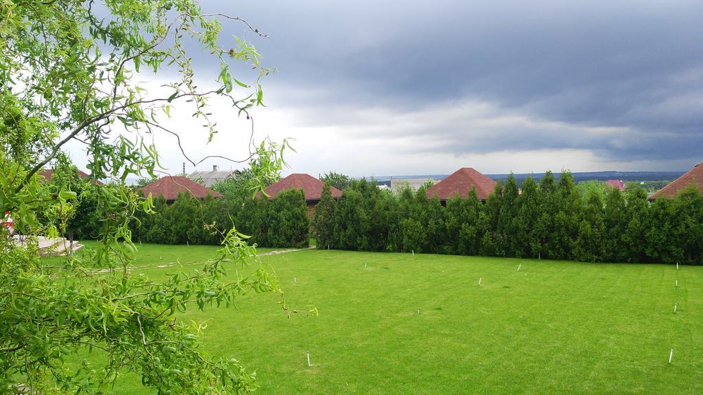 Panska Hata Hotel Nyzhnya Khortytsya Exterior photo